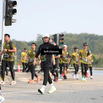 Runner Photo 6585572