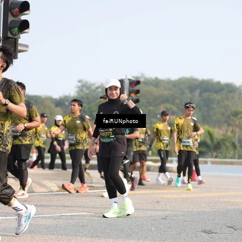 Runner Photo 6585610