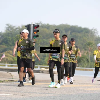 Runner Photo 6585614