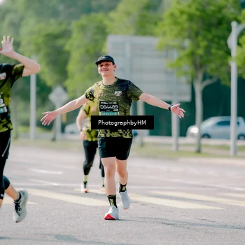 Runner Photo 6585634