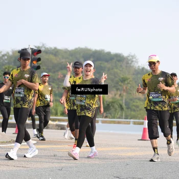 Runner Photo 6585737