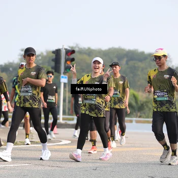 Runner Photo 6585793