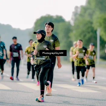 Runner Photo 6585860