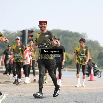 Runner Photo 6585877