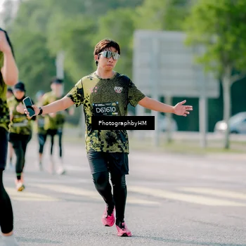 Runner Photo 6585942