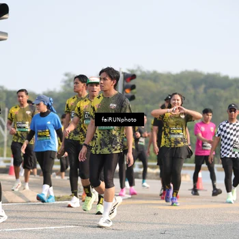 Runner Photo 6586005