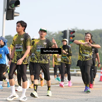 Runner Photo 6586027