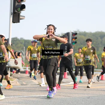 Runner Photo 6586074