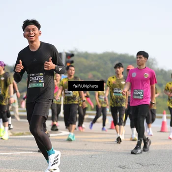 Runner Photo 6586195