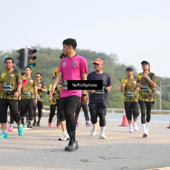 Runner Photo 6586261