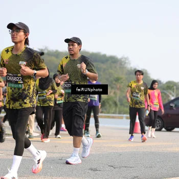 Runner Photo 6586335