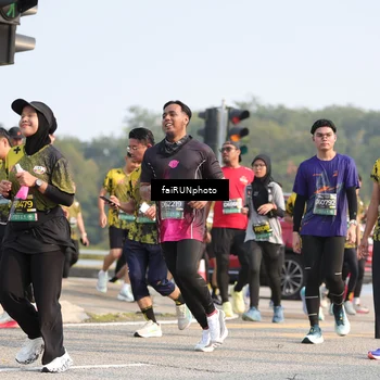 Runner Photo 6586339