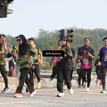 Runner Photo 6586340