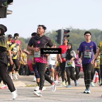 Runner Photo 6586369