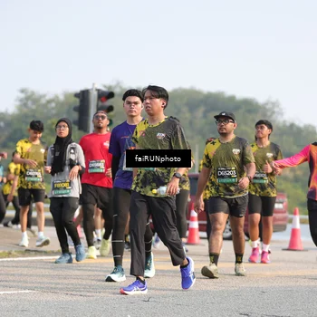 Runner Photo 6586400