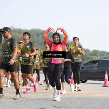 Runner Photo 6586440