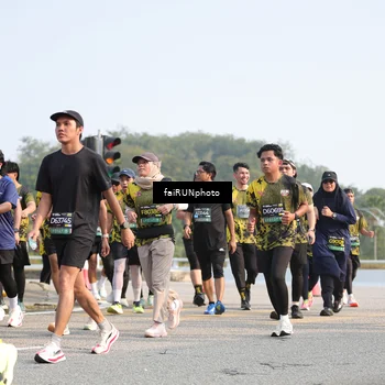 Runner Photo 6586474