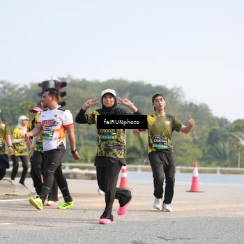 Runner Photo 6586743