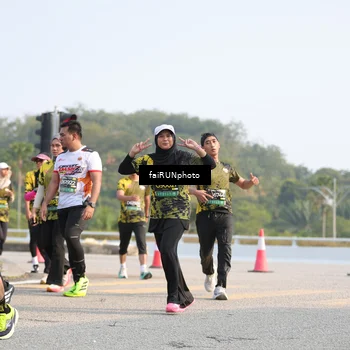 Runner Photo 6586794