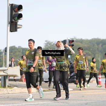 Runner Photo 6586953