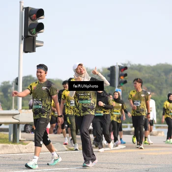 Runner Photo 6587000