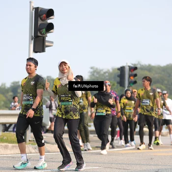 Runner Photo 6587001