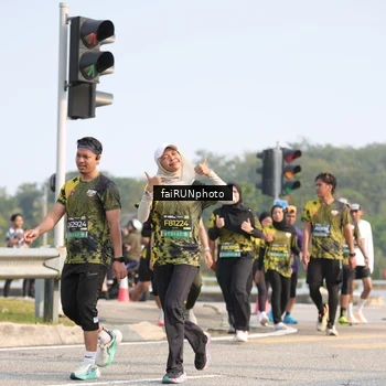 Runner Photo 6587005