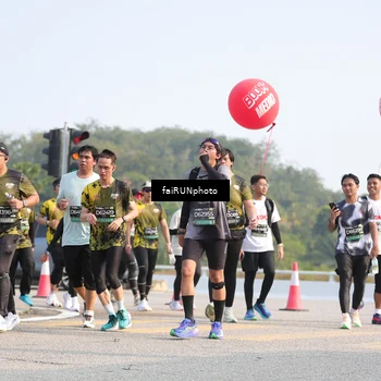 Runner Photo 6587375