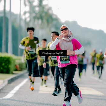 Runner Photo 6587390