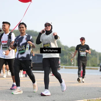 Runner Photo 6587465