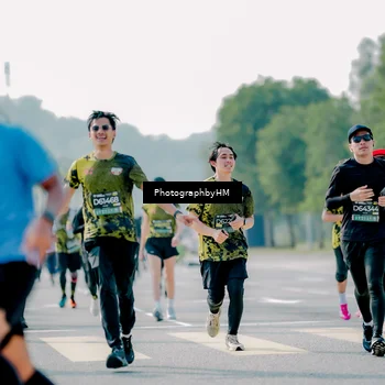 Runner Photo 6587502