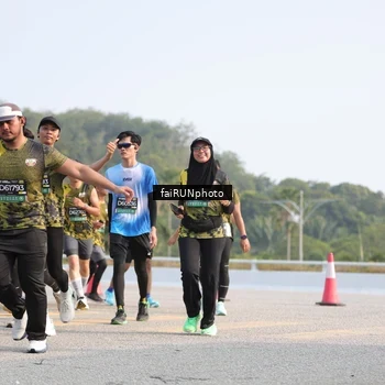 Runner Photo 6587642