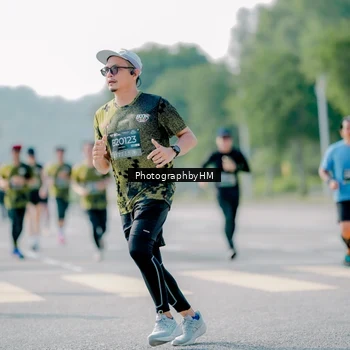 Runner Photo 6587663
