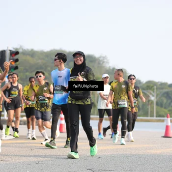 Runner Photo 6587683