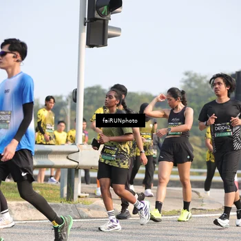 Runner Photo 6587735