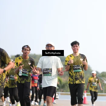 Runner Photo 6587816