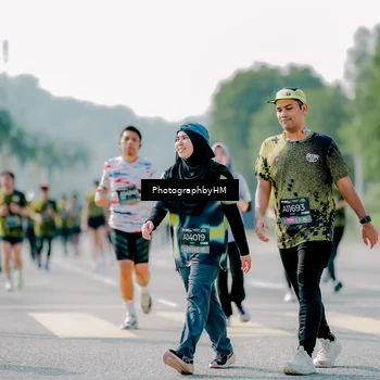 Runner Photo 6587842