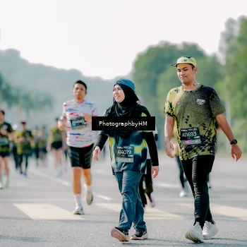 Runner Photo 6587849
