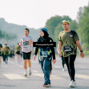 Runner Photo 6587859