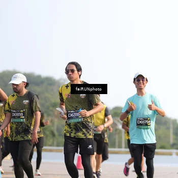 Runner Photo 6587894