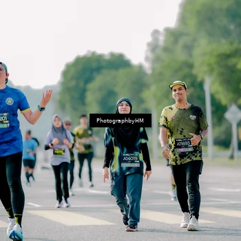 Runner Photo 6587909