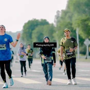 Runner Photo 6587918