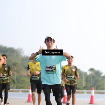Runner Photo 6587985