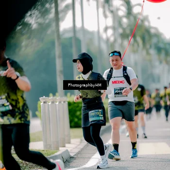 Runner Photo 6588025