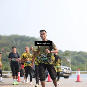 Runner Photo 6588093