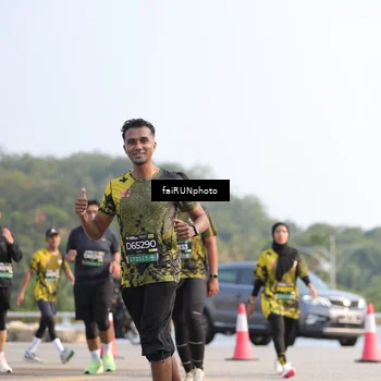 Runner Photo 6588105