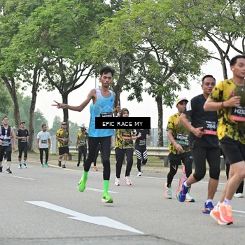 Runner Photo 6588130