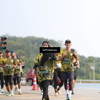 Runner Photo 6588221