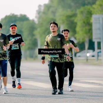 Runner Photo 6588259