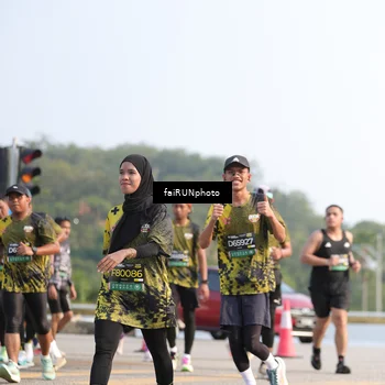 Runner Photo 6588262